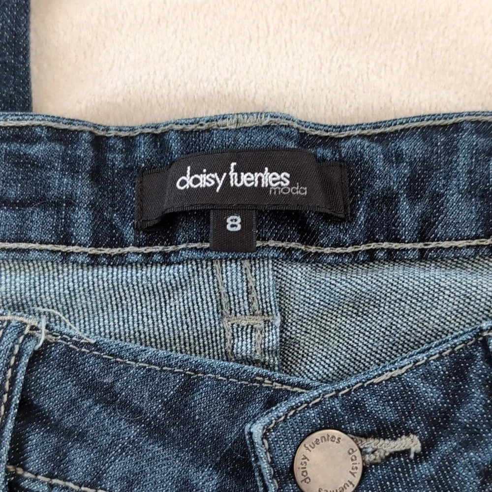 Daisy Fuentes y2k women